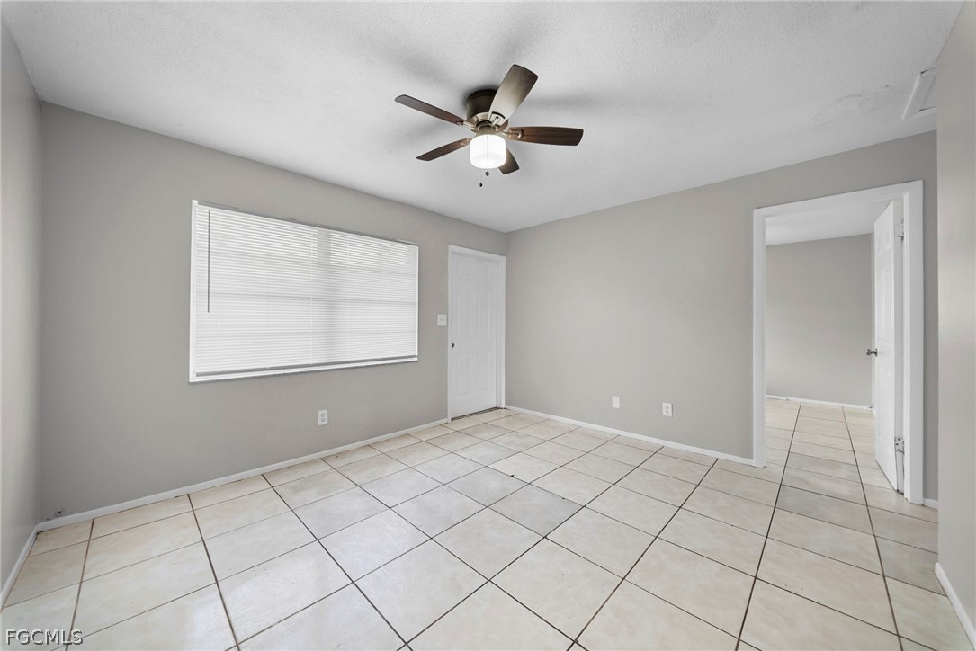 464 carolina Avenue, Apt A