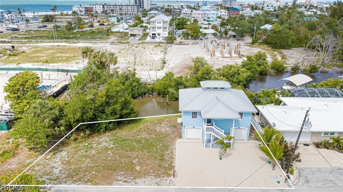 103  Tropical Shore Way
