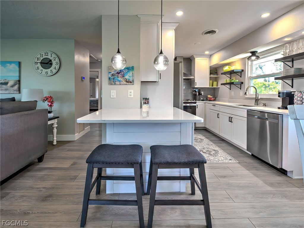 120  Mockingbird Lane