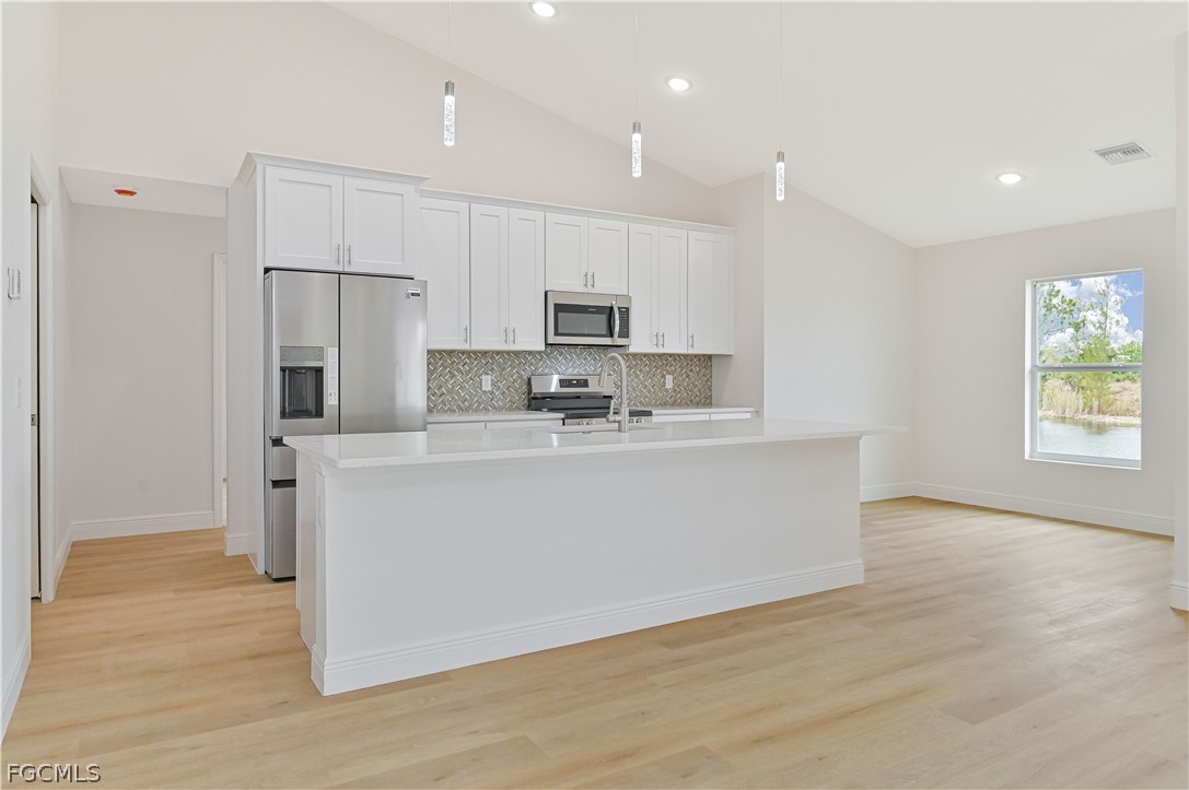 2125 NE 5th Place