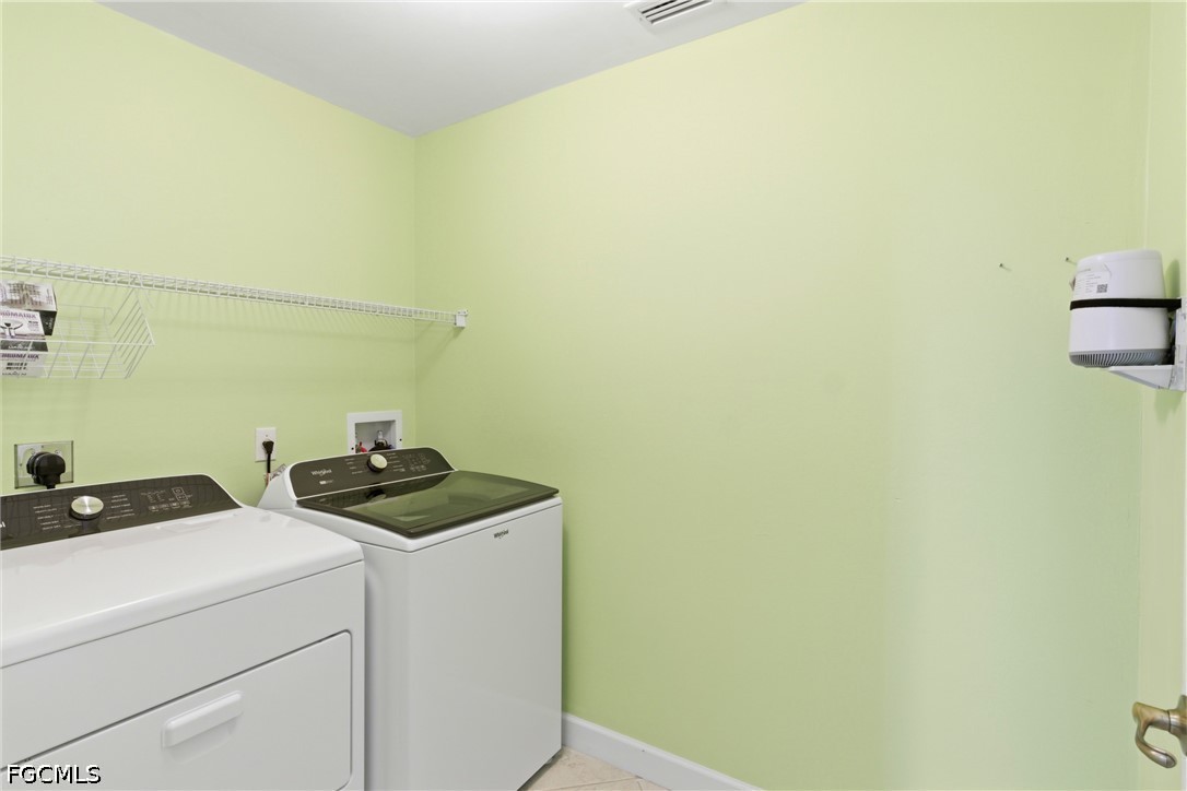 4013 Palm Tree Boulevard, Apt 401