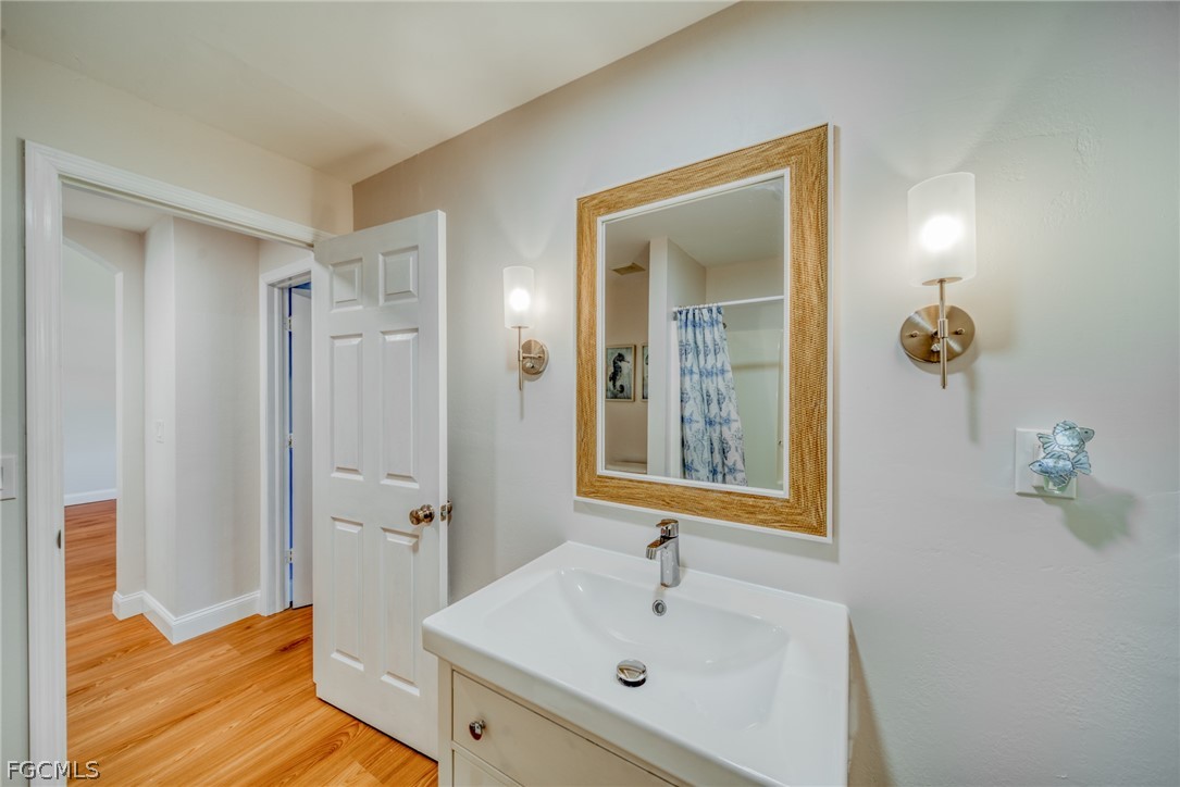 2847 SW 26th Place