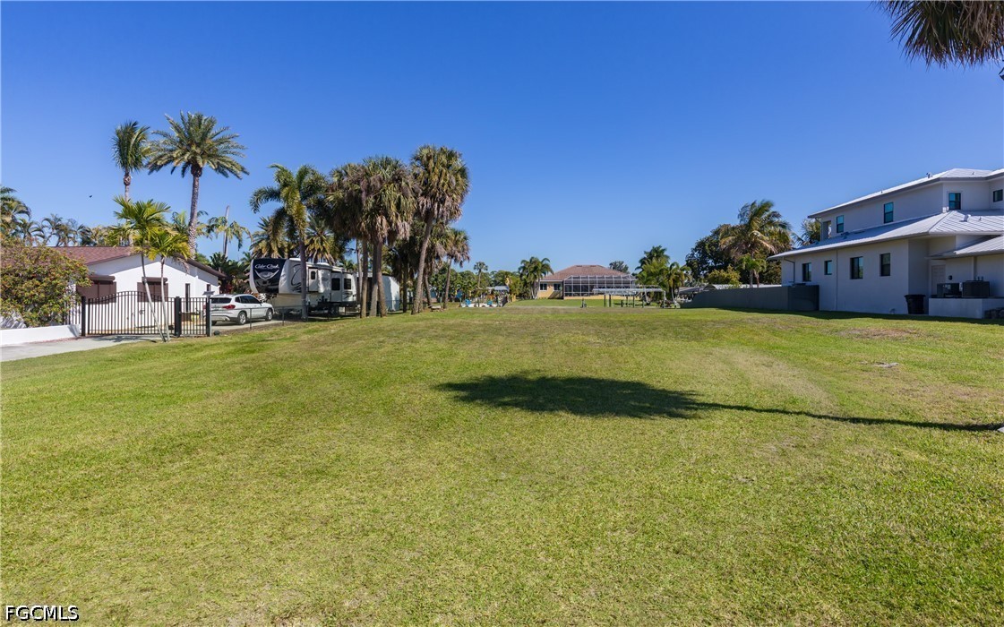 1820  Marina Circle