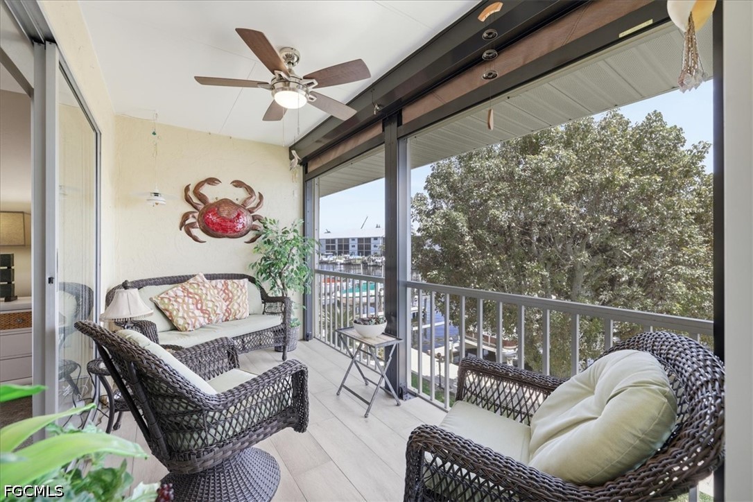 4231 SE 19th Place, Apt 2J