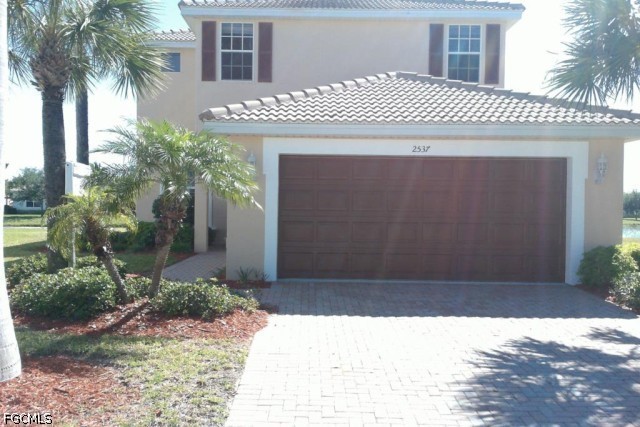2537 Deerfield Lake Court