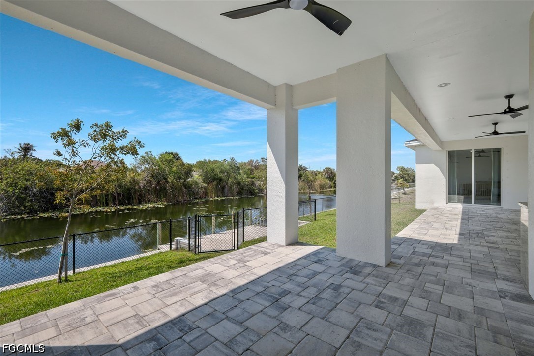 1428 NW 27th Place