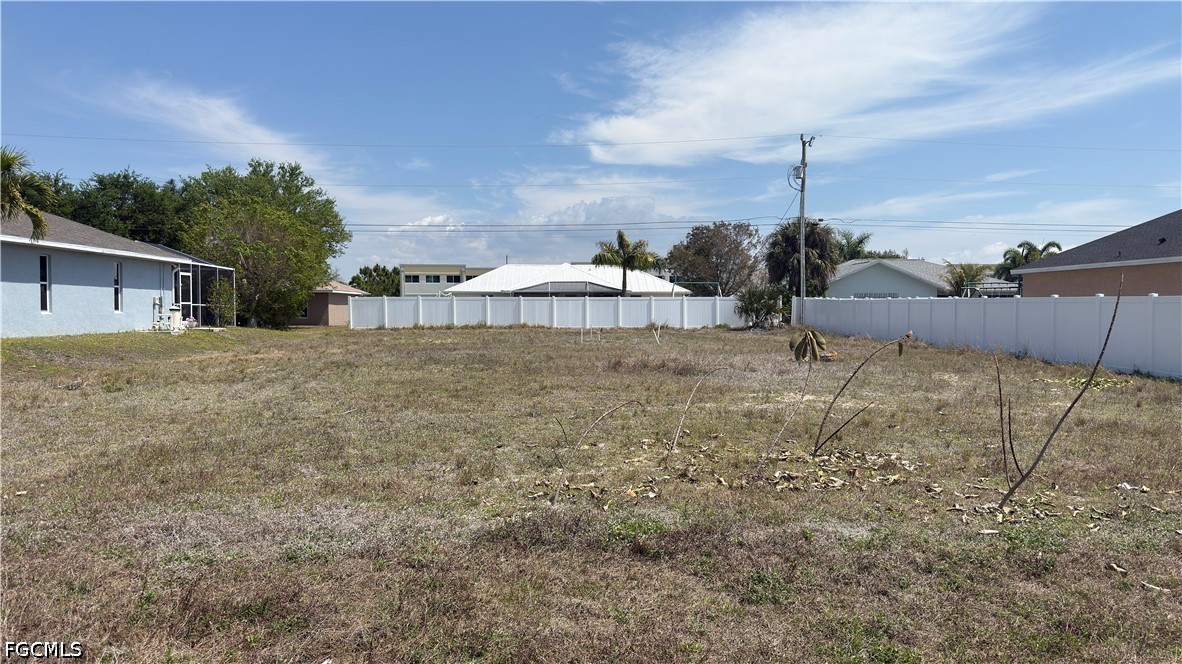 4313 SW 9th Place