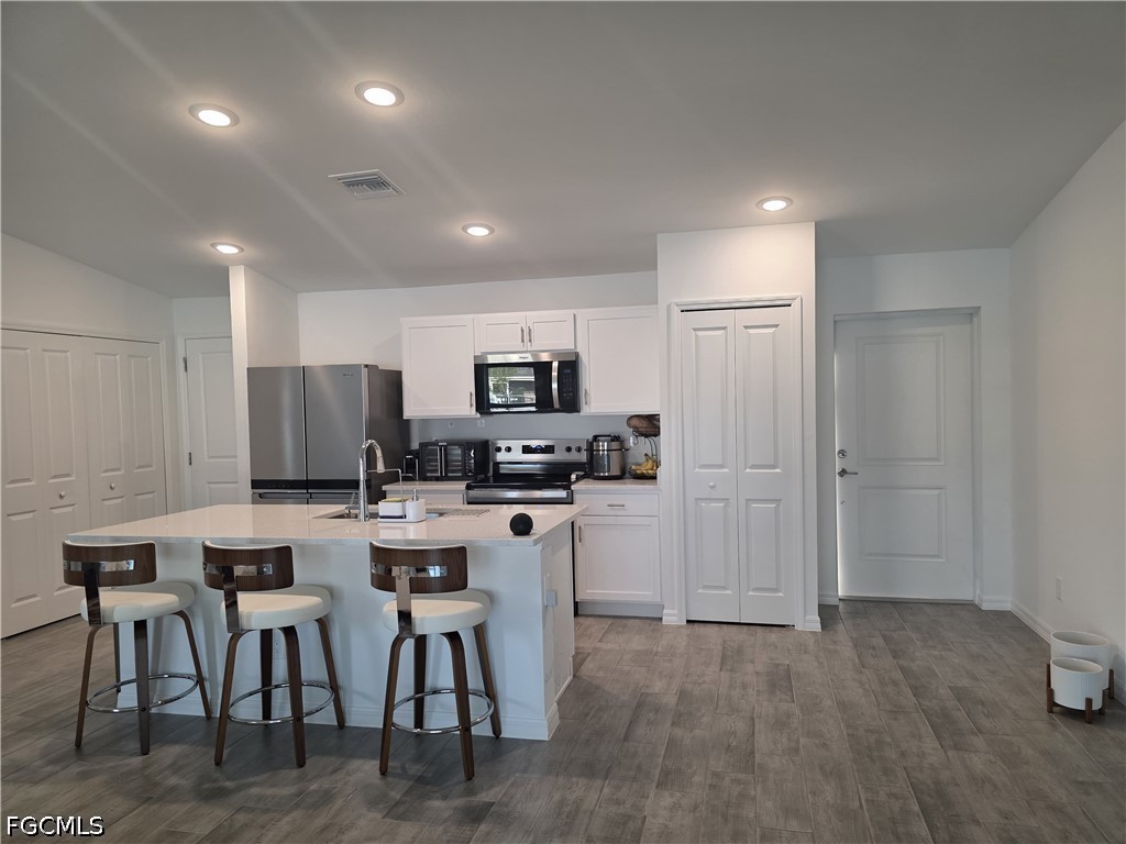 4421 NE 15th Place