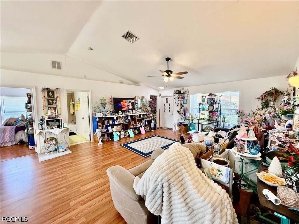 1916  Loyola Avenue