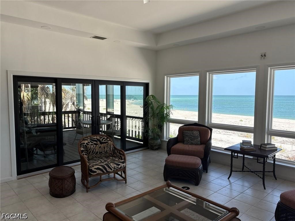484  Gulf Bend Drive