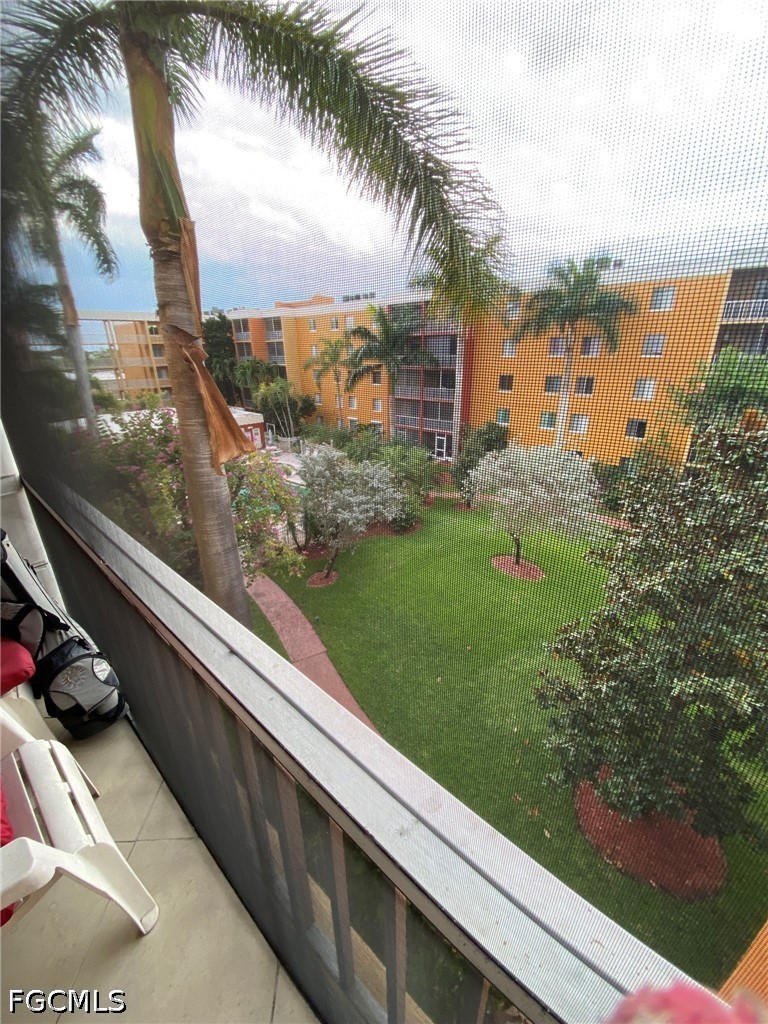 2366 E Mall Drive, Apt 414