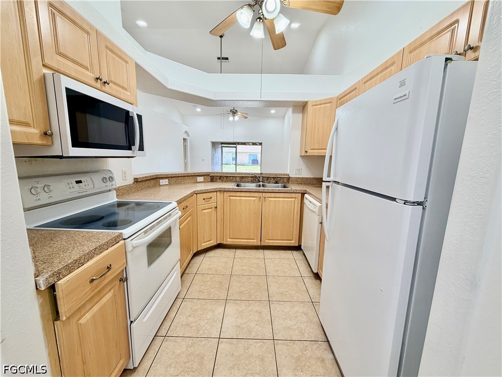 527 NE 24th Place