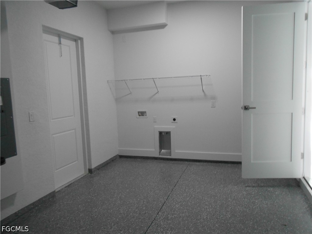 320  Poplar Street