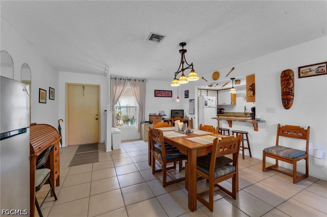 4641 Palm Tree Boulevard, Apt 9