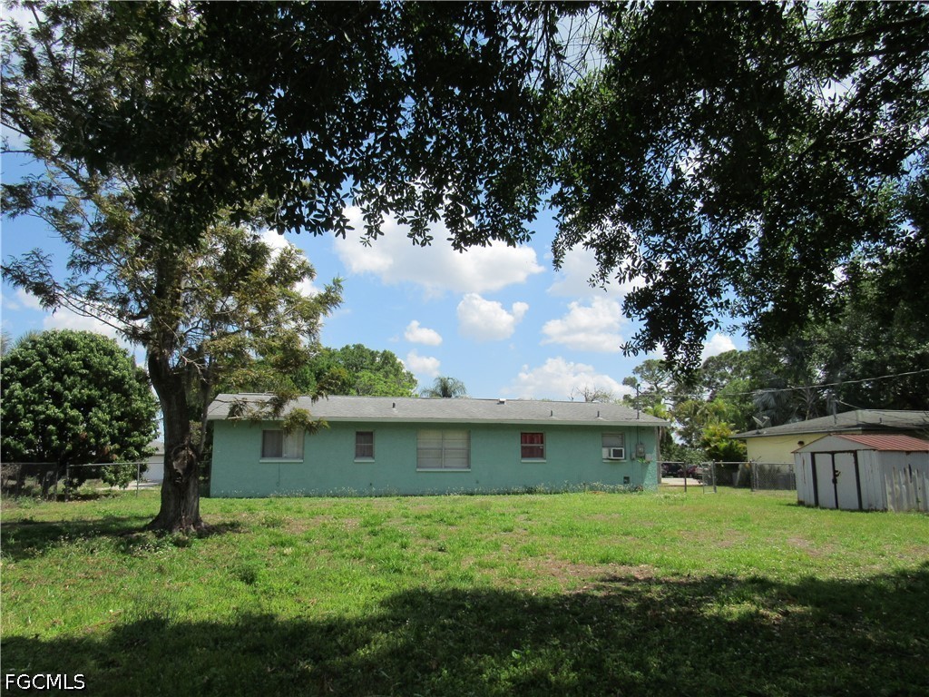 2976  Ribbon Court
