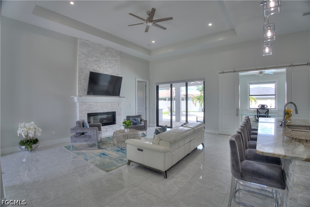 225 NW 1st Street