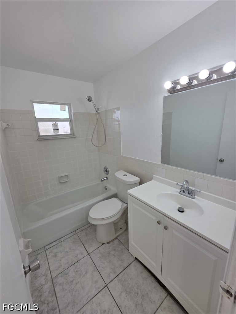 5413-5427  3rd Avenue, Apt 5413