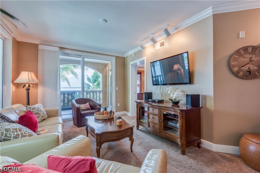 2825 Palm Beach Boulevard, Apt 219