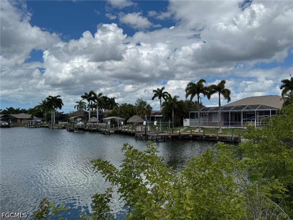 4232 SW 21st Place