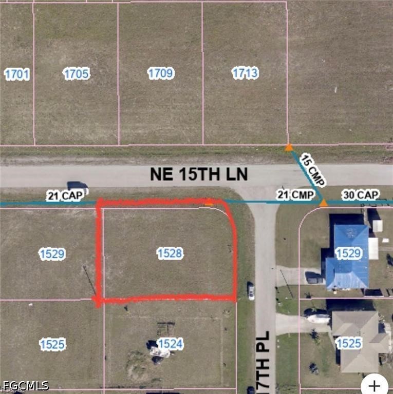 1528 NE 17th Place