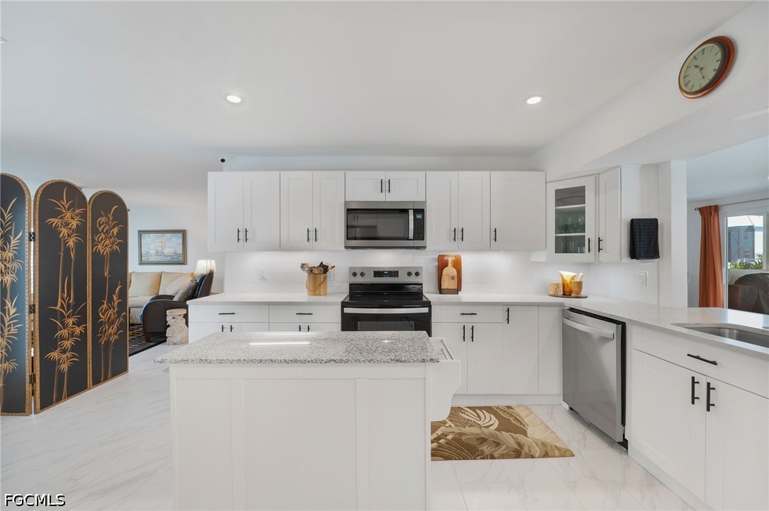 9  Fairview Boulevard