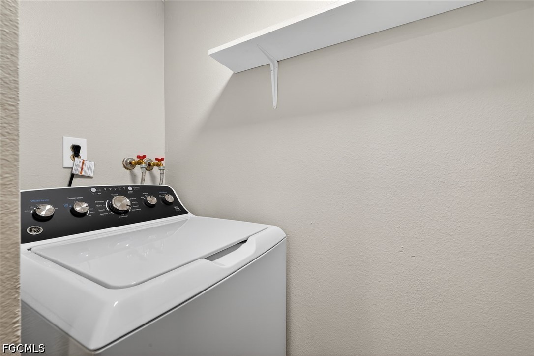 5576  Malt Drive, Apt 4