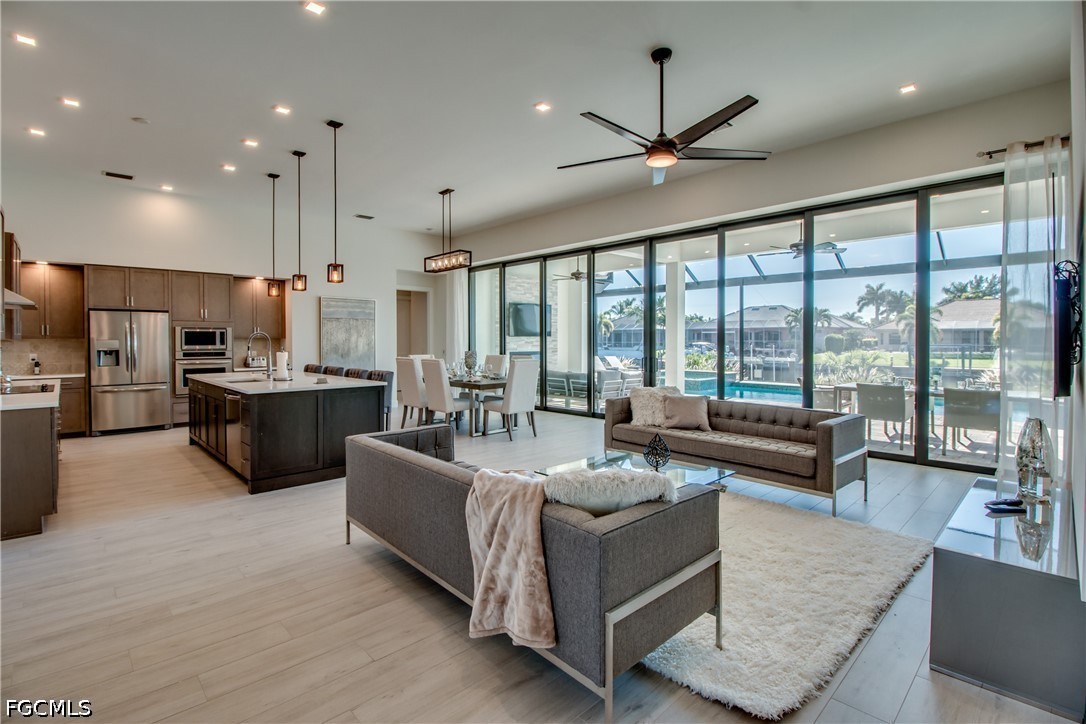 1720 SW 50th Terrace