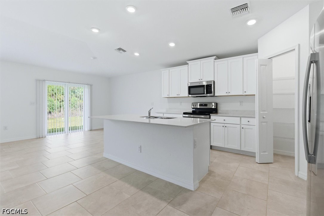 3911  Treasure Oak Way