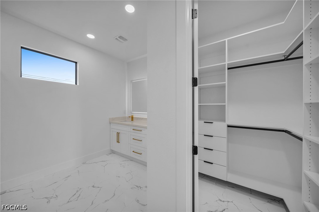 1237 NW 37th Avenue