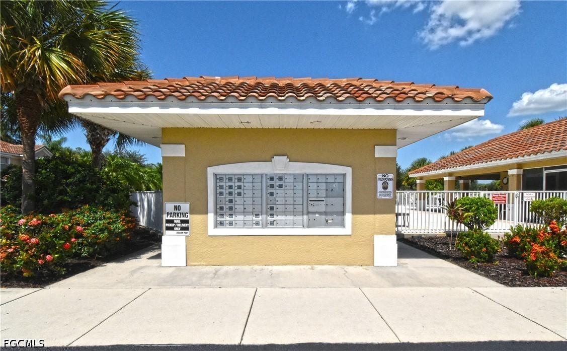 9060 Triangle Palm Lane, Apt 1206