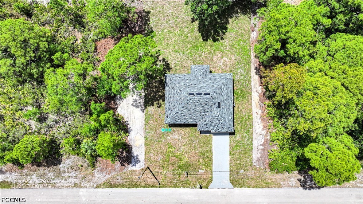 824 Carpenter Street