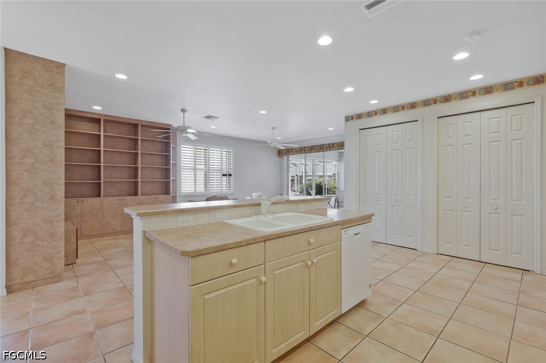 1726 Emerald Cove Circle