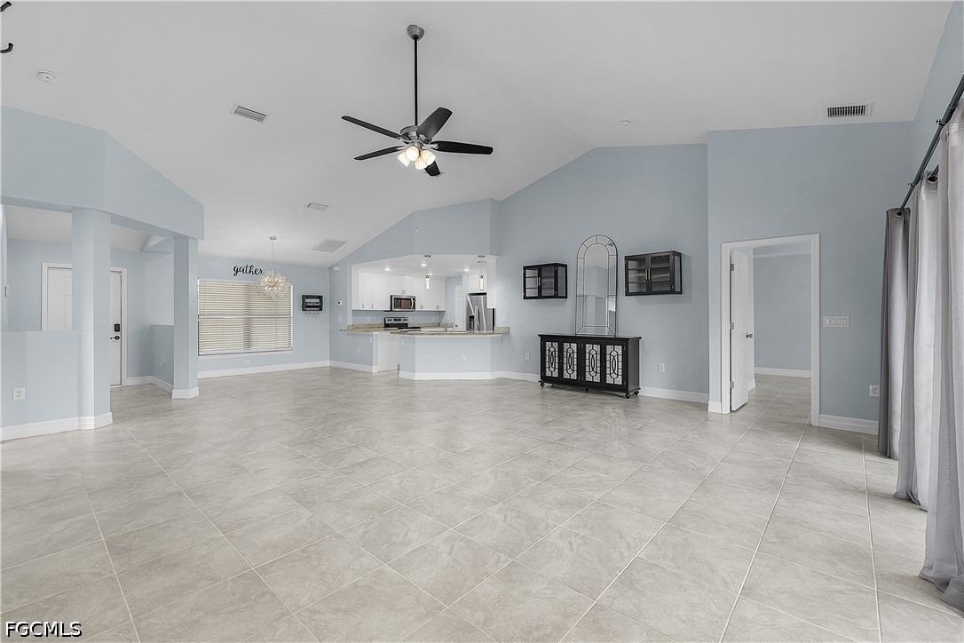 1012  Calvin Avenue
