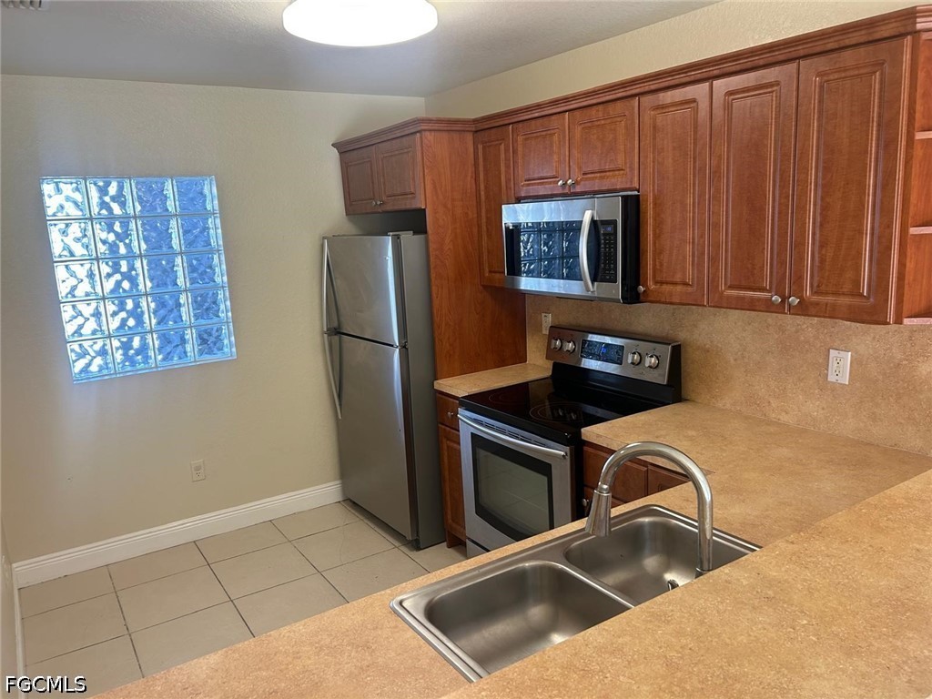 1910 Santa Barbara Boulevard, Apt 2