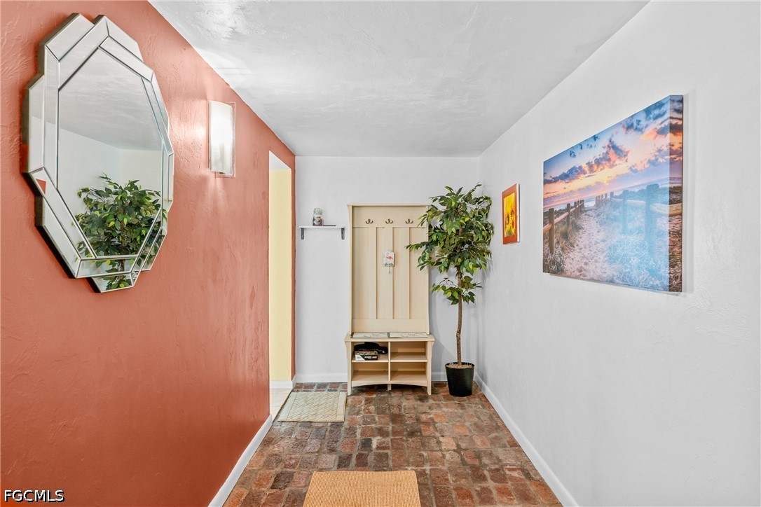 4728 Orange Grove Boulevard, Apt 10
