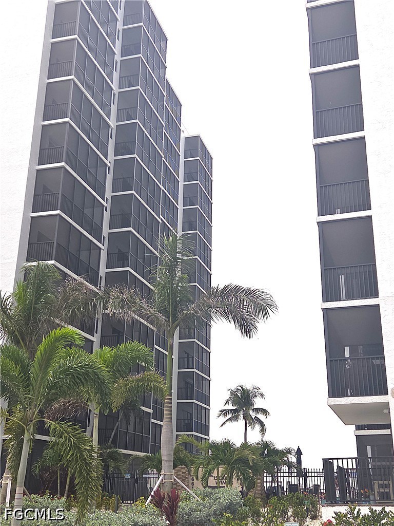 6612  Estero Boulevard, Apt 1004