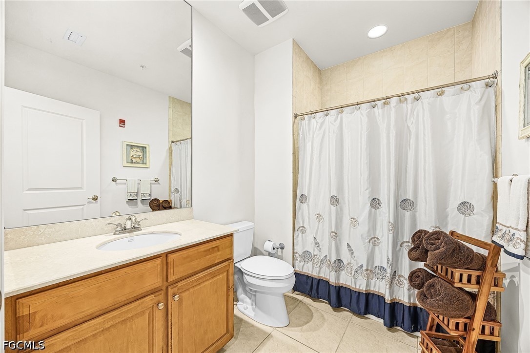 4182 Bay Beach Lane, Apt 722