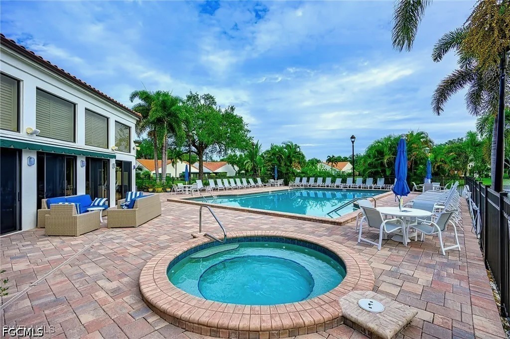619 Beachwalk Circle, Apt I201