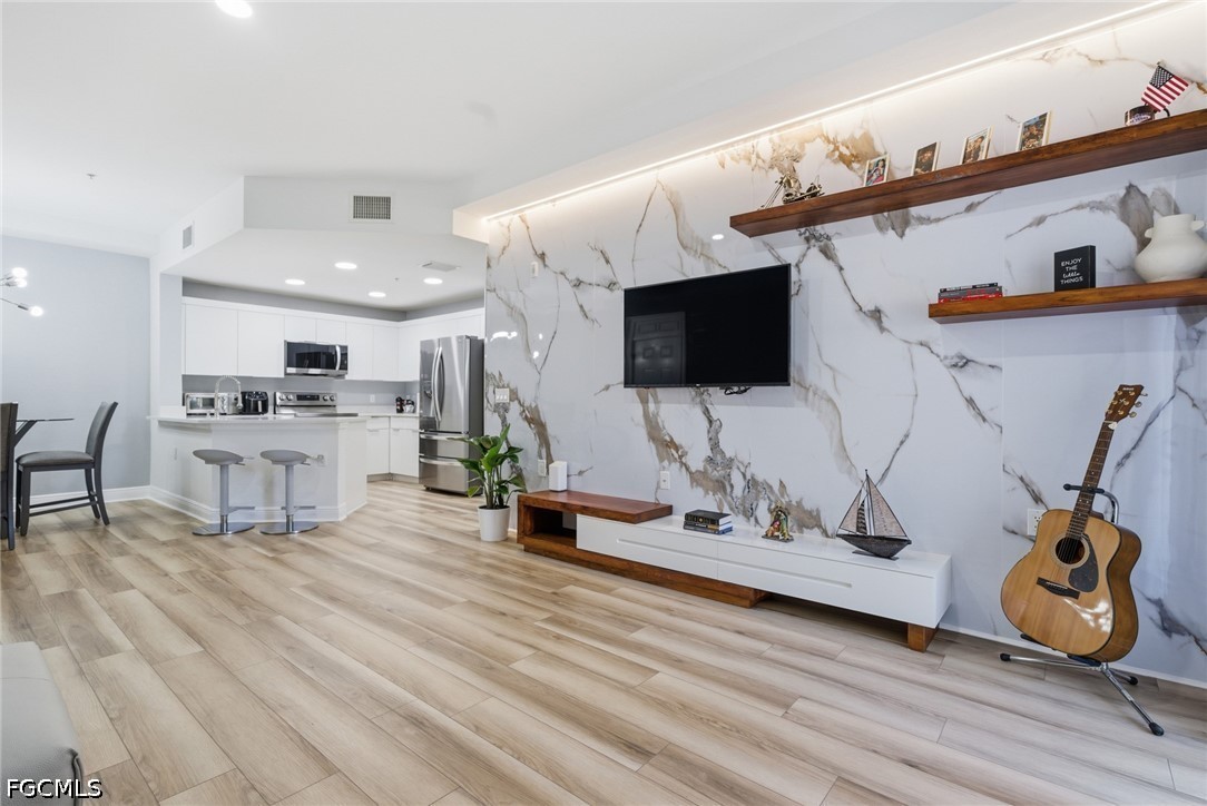 3964  Pomodoro Circle, Apt 104