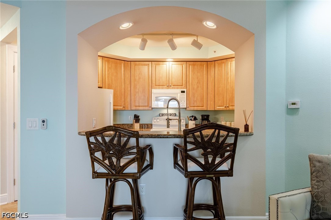 2825 Palm Beach Boulevard, Apt 608