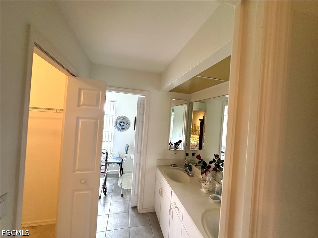 2409 Del Ray Place
