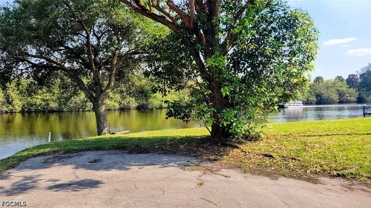 1047 Mayford Lake Road