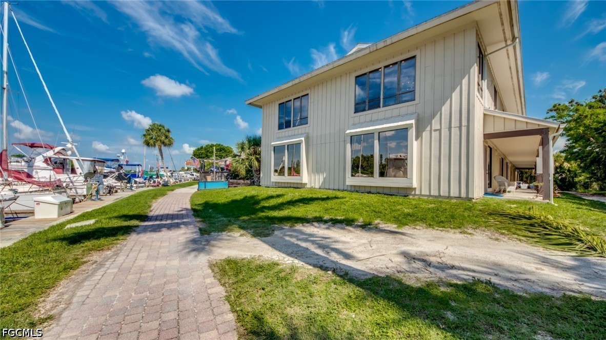 3436 Marinatown Lane