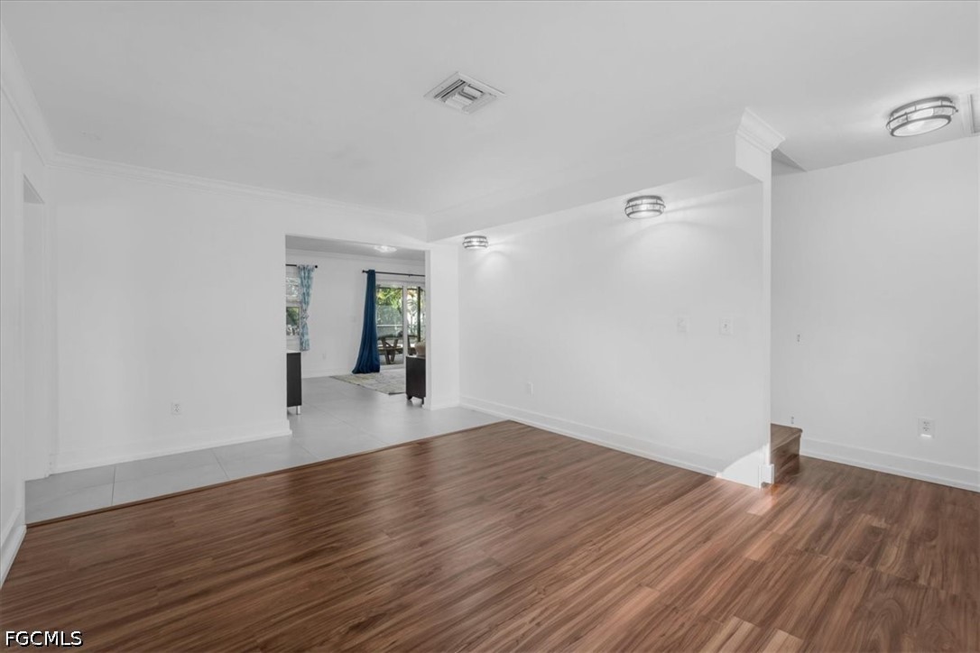 7165  Columbia Circle