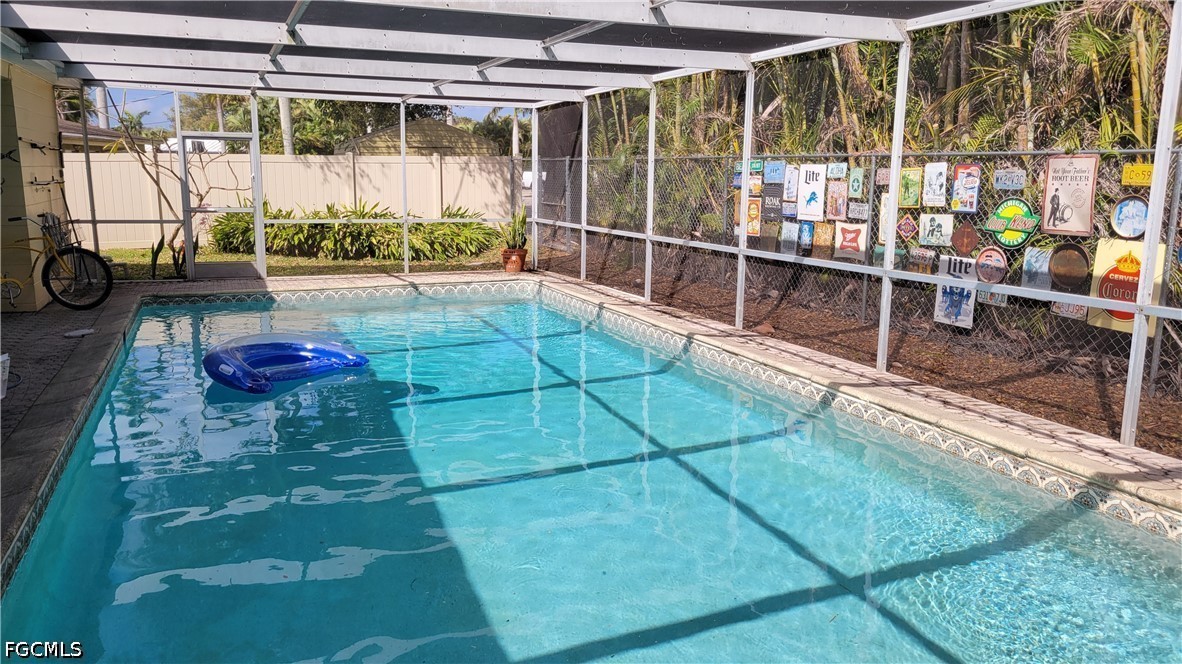 1403 Davis Drive