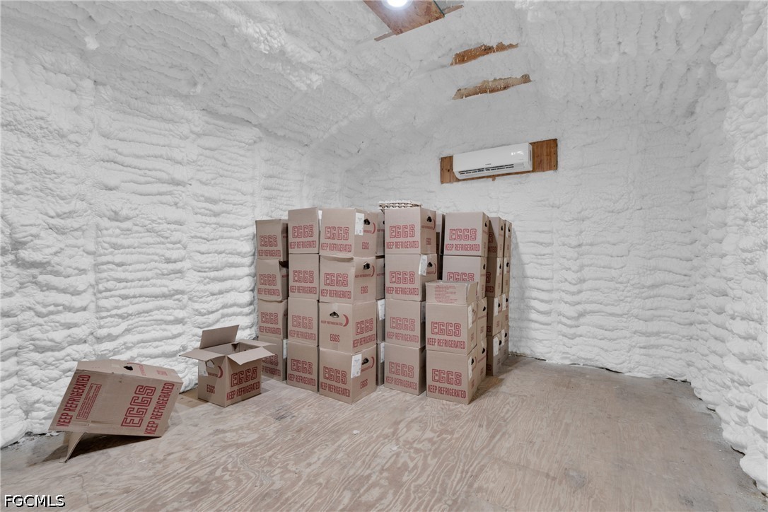 2511 Christopher Lane