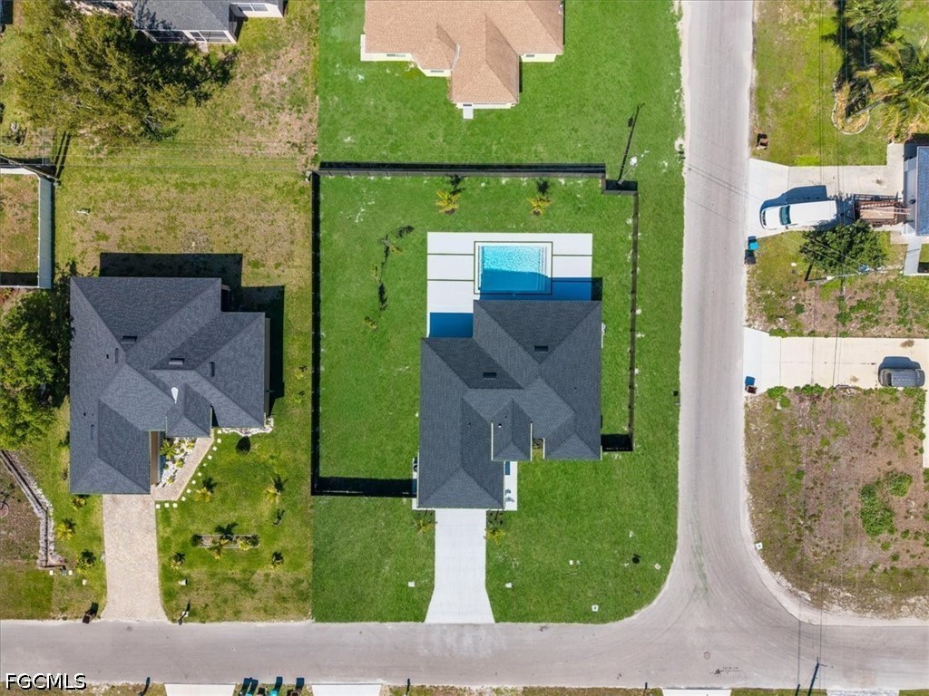 1420 NE 12th Place
