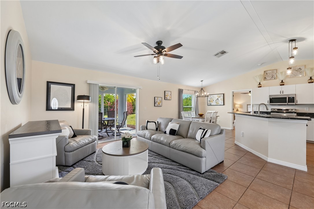 241 SW 34th Terrace