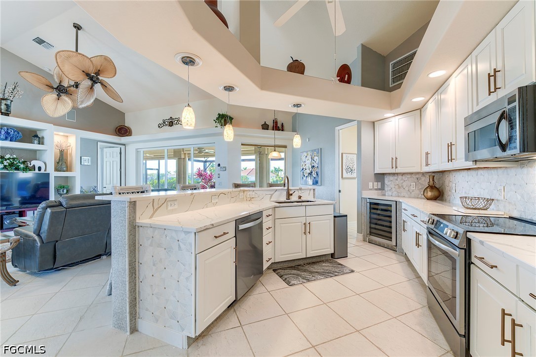 8555 Southwind Bay Circle