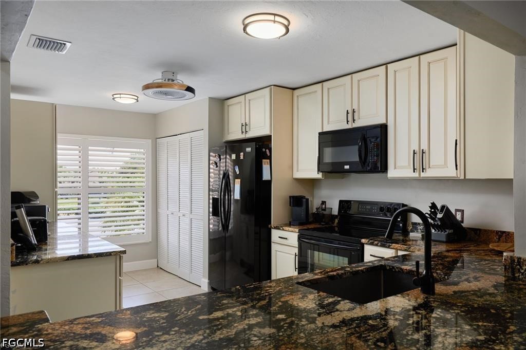 15489  Admiralty Circle, Apt 5